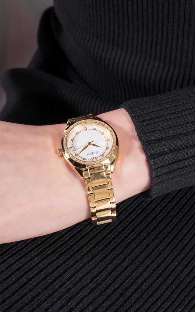 Guess GW0767L2, γυναικείο ρολόι Guess, ρολόι Guess γυναίκεια, Guess Charlotte ρολόι, χρυσό ρολόι γυναικείο, μεταλλικό μπρασελέ ρολόι, quartz ρολόι γυναίκεια, fashion ρολόι Guess, ρολόι με ζιργκόν, 30mm ρολόι, επώνυμα ρολόγια Guess, ρολόι για δώρο